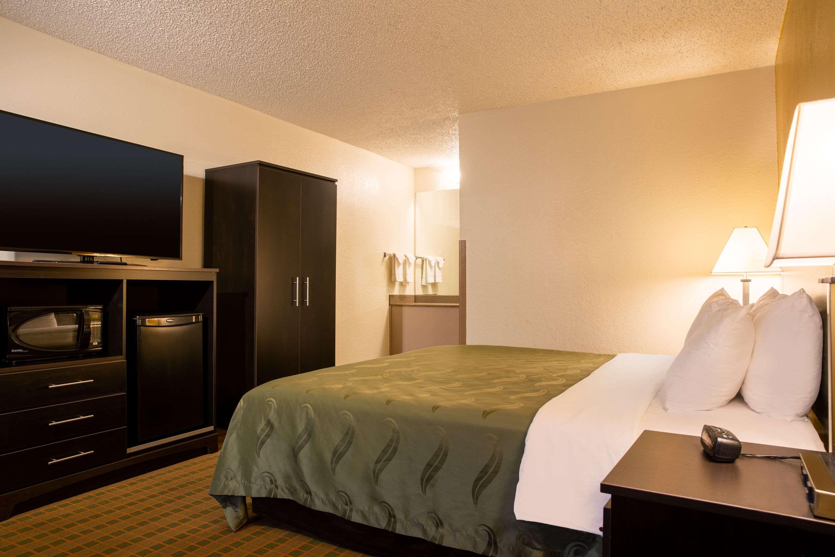 Quality Inn At Arlington Highlands Kültér fotó