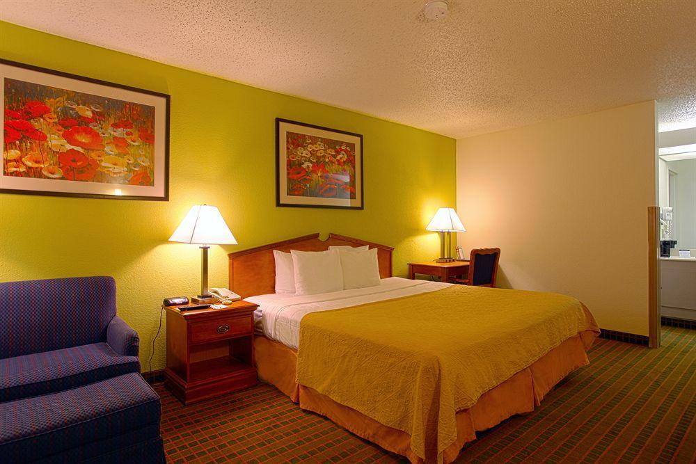 Quality Inn At Arlington Highlands Kültér fotó