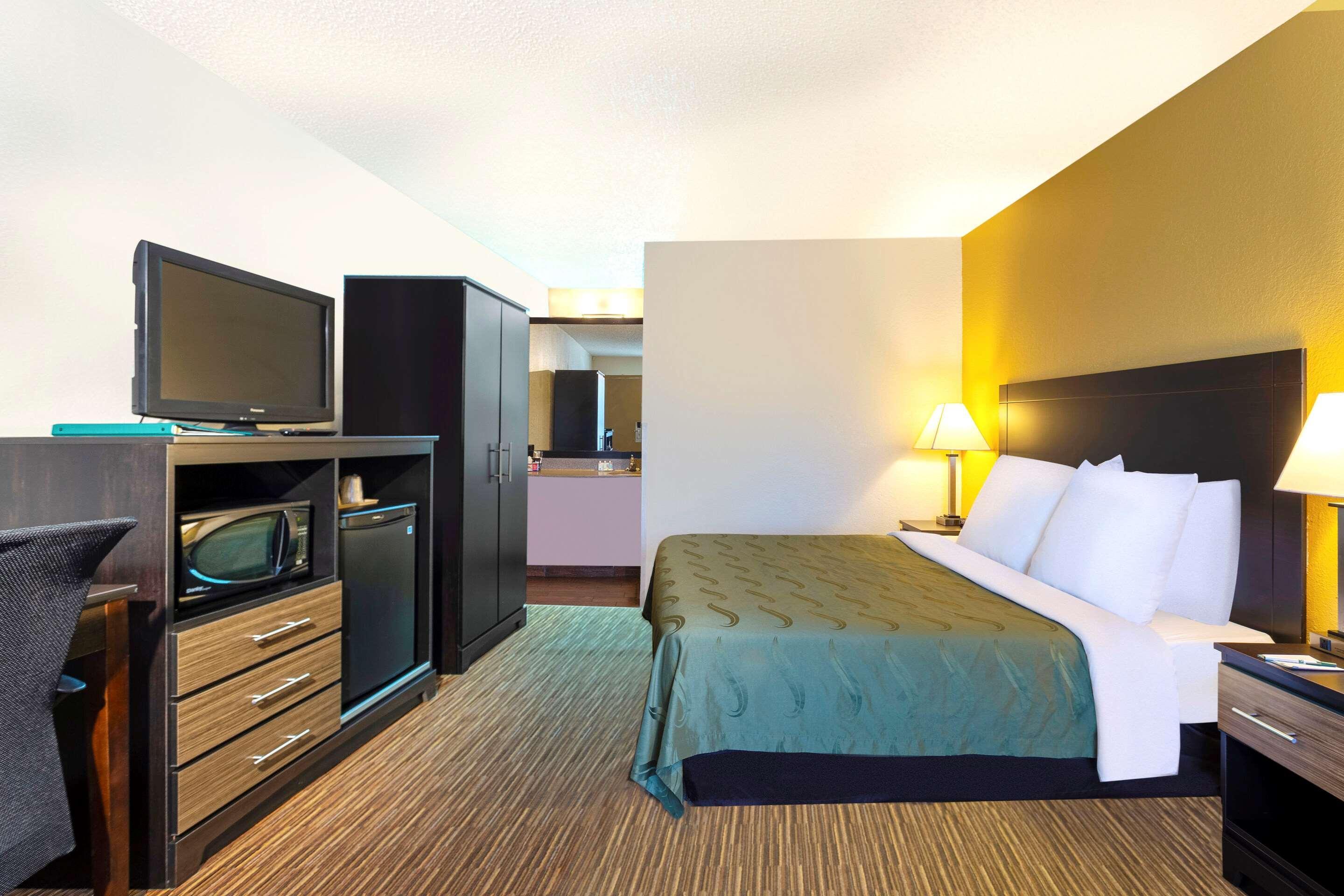 Quality Inn At Arlington Highlands Kültér fotó