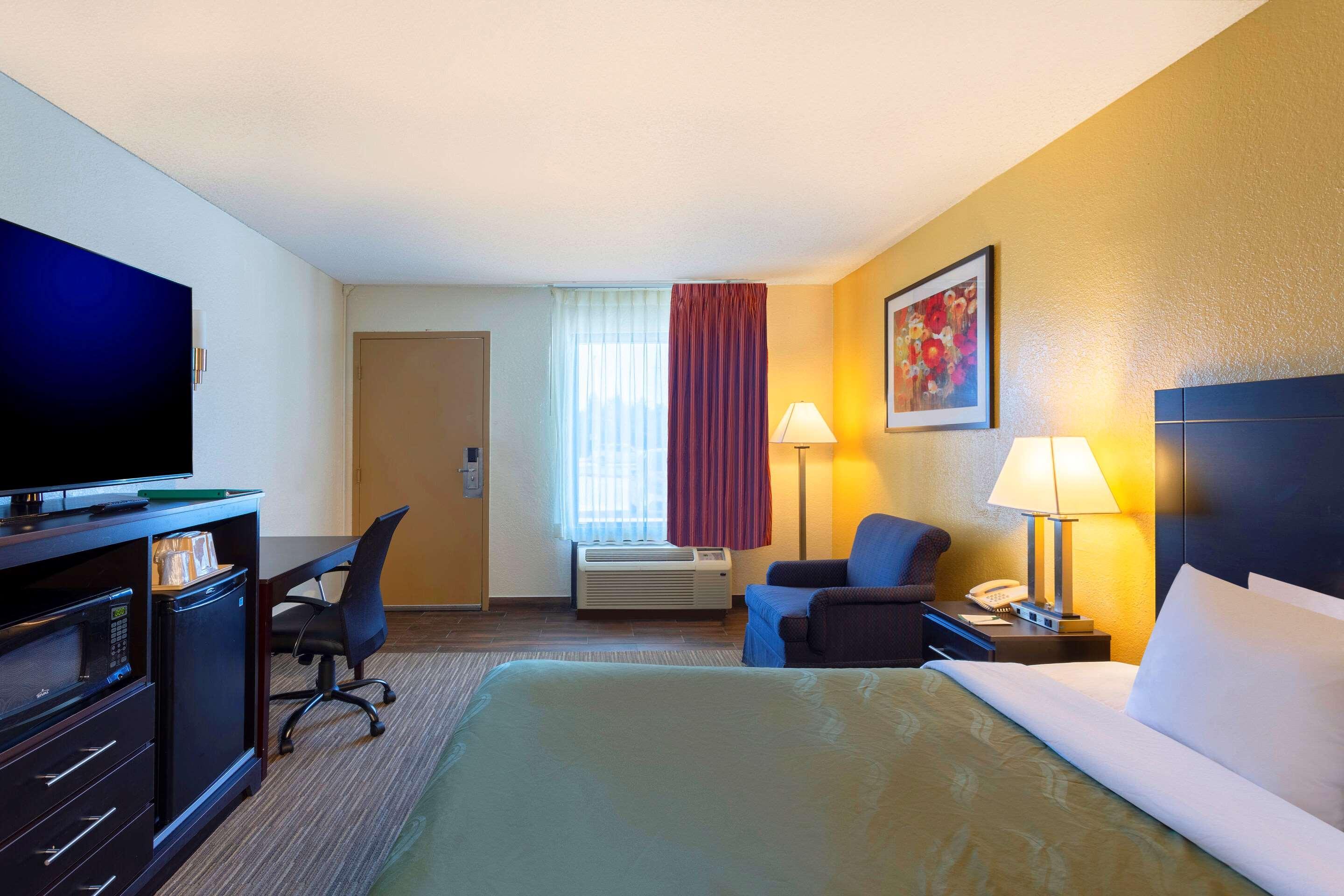 Quality Inn At Arlington Highlands Kültér fotó
