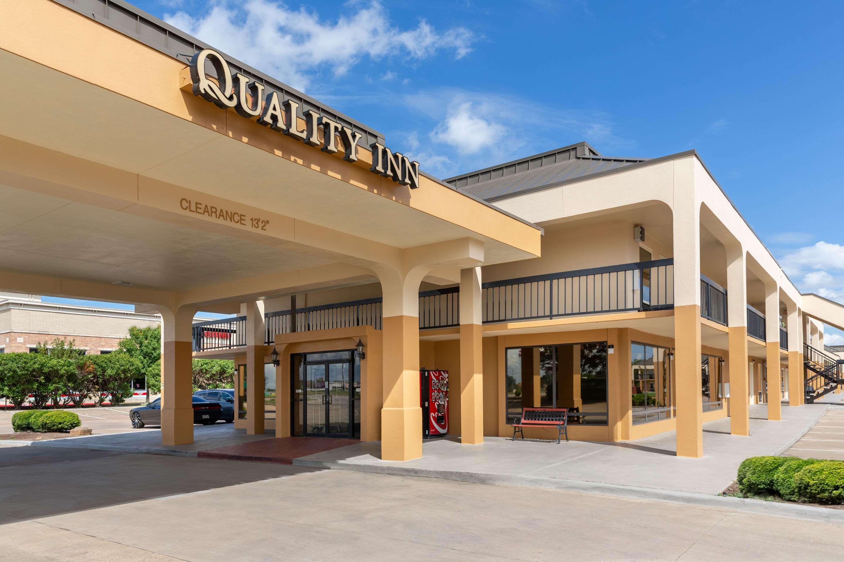 Quality Inn At Arlington Highlands Kültér fotó